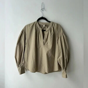 Banana  Republic balloon sleeves top